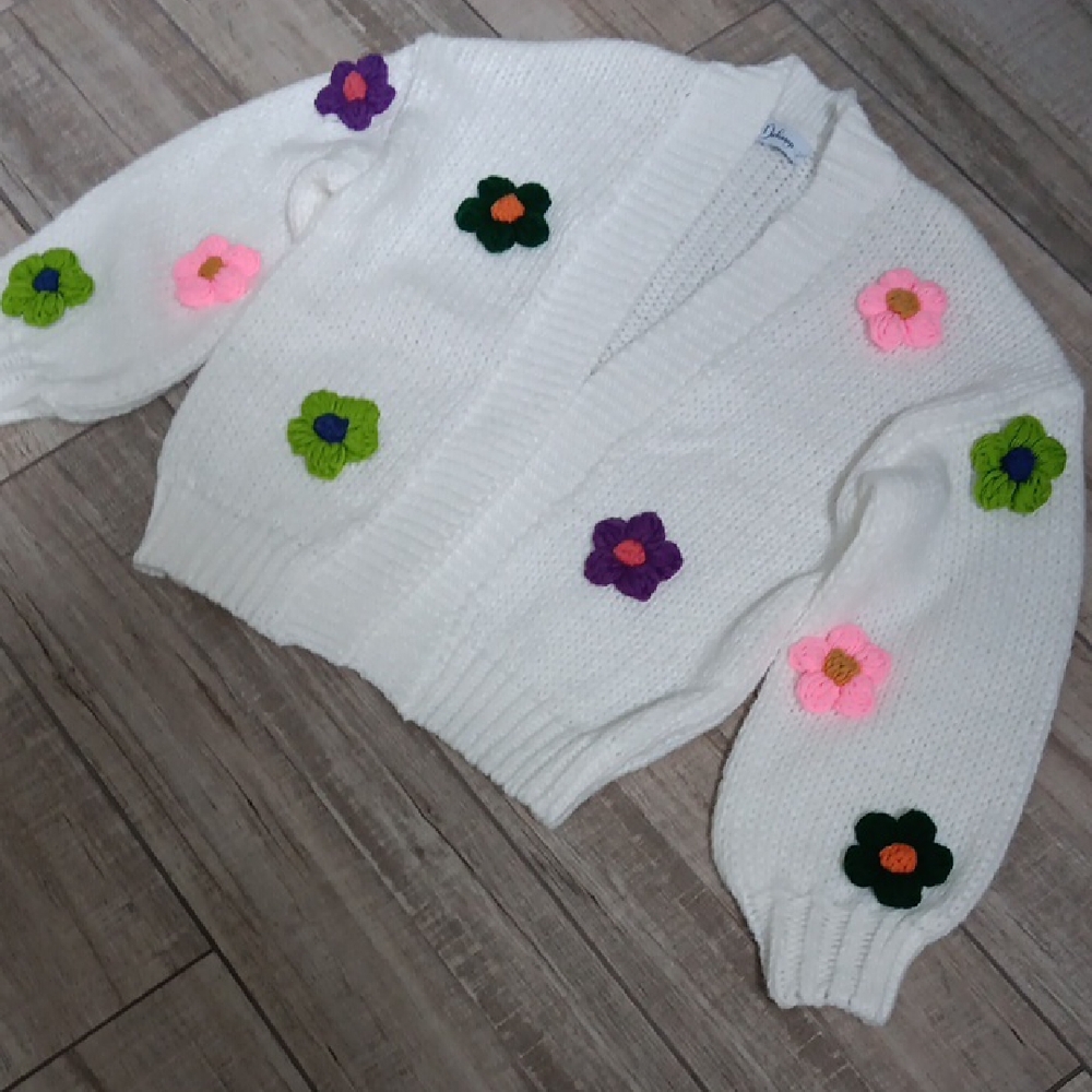 FLAW..DUCHAMP..3D FLORAL CARDI..anthro Brand